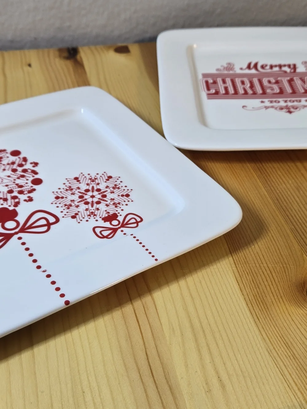 Ciroa Holiday White Ceramic Square Accent Plates - Set of 2